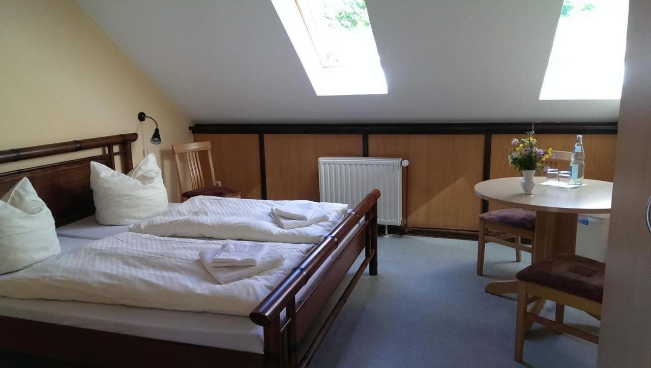 Jugendtours-Feriendorf Ummanz Esterno foto