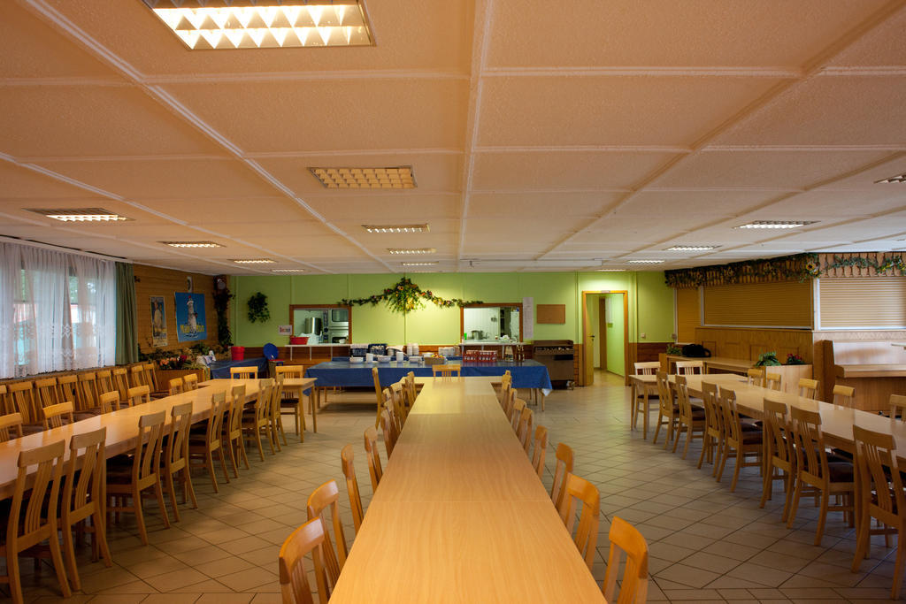 Jugendtours-Feriendorf Ummanz Esterno foto